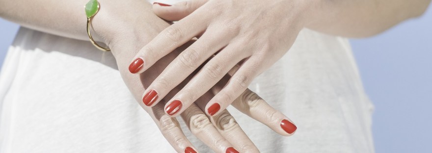 Oikealla hoidolla kauniit, pehmeät kädet, Luonnollisesti