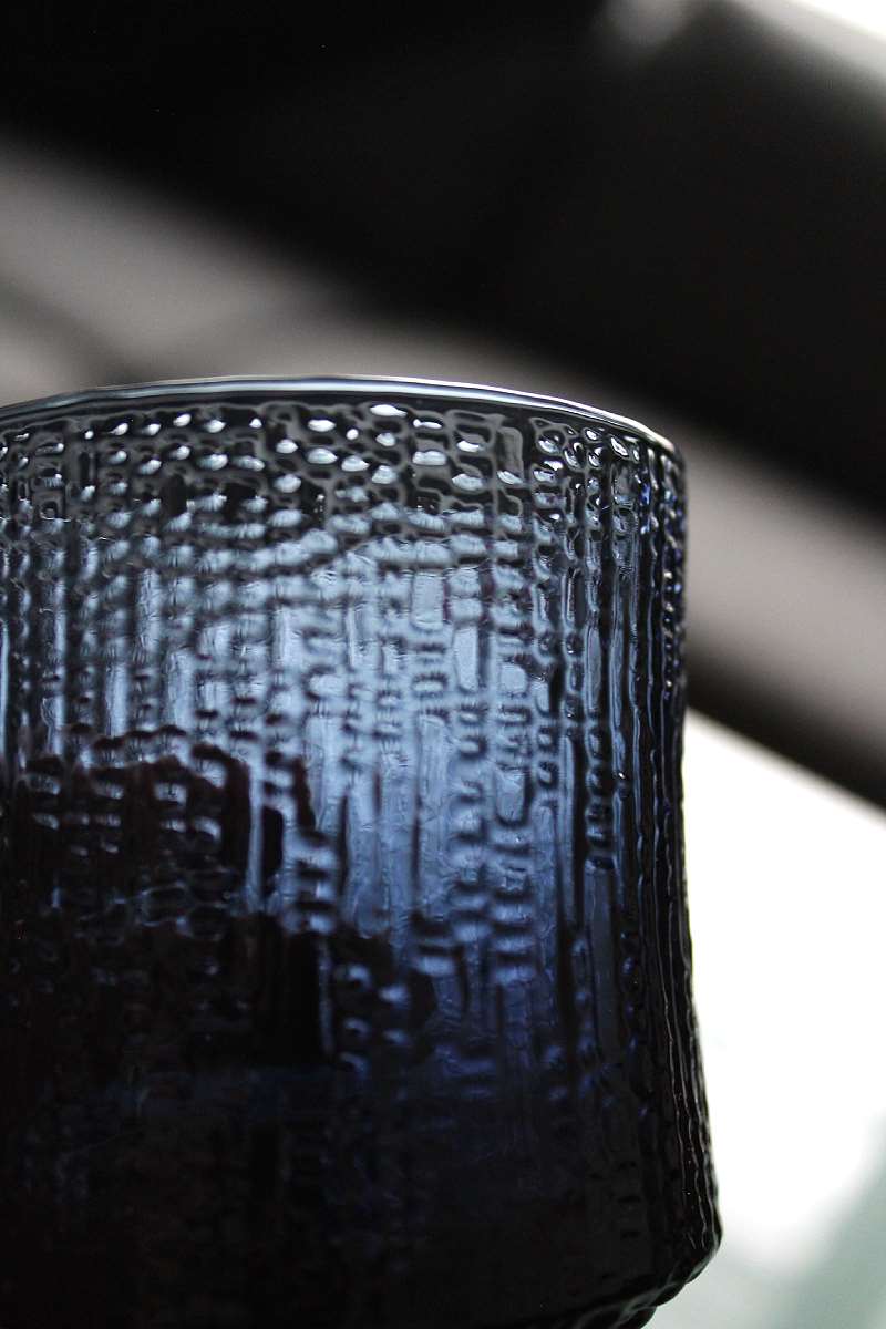 Ultima Thule Sade - lasissa sininen hetki, Voimapuu