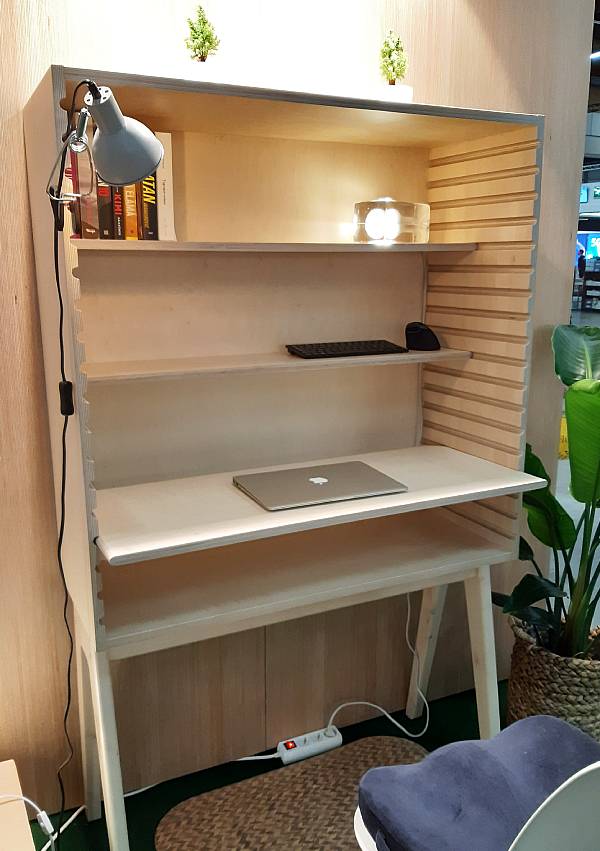 Hima Furnituren, ergonomiset kalusteet näyttelyosastolta, Habitare, Voimapuu