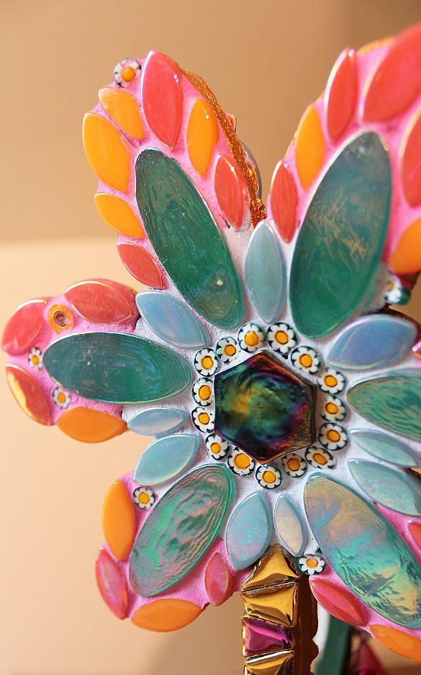 Mosaiikkikukka, Voimapuu